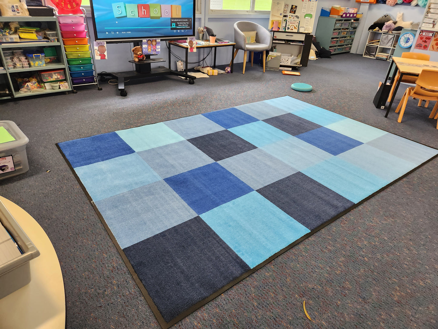 Coloured Square Placement 24 Grid Rug (2m x 3m) | Classroom Rugs