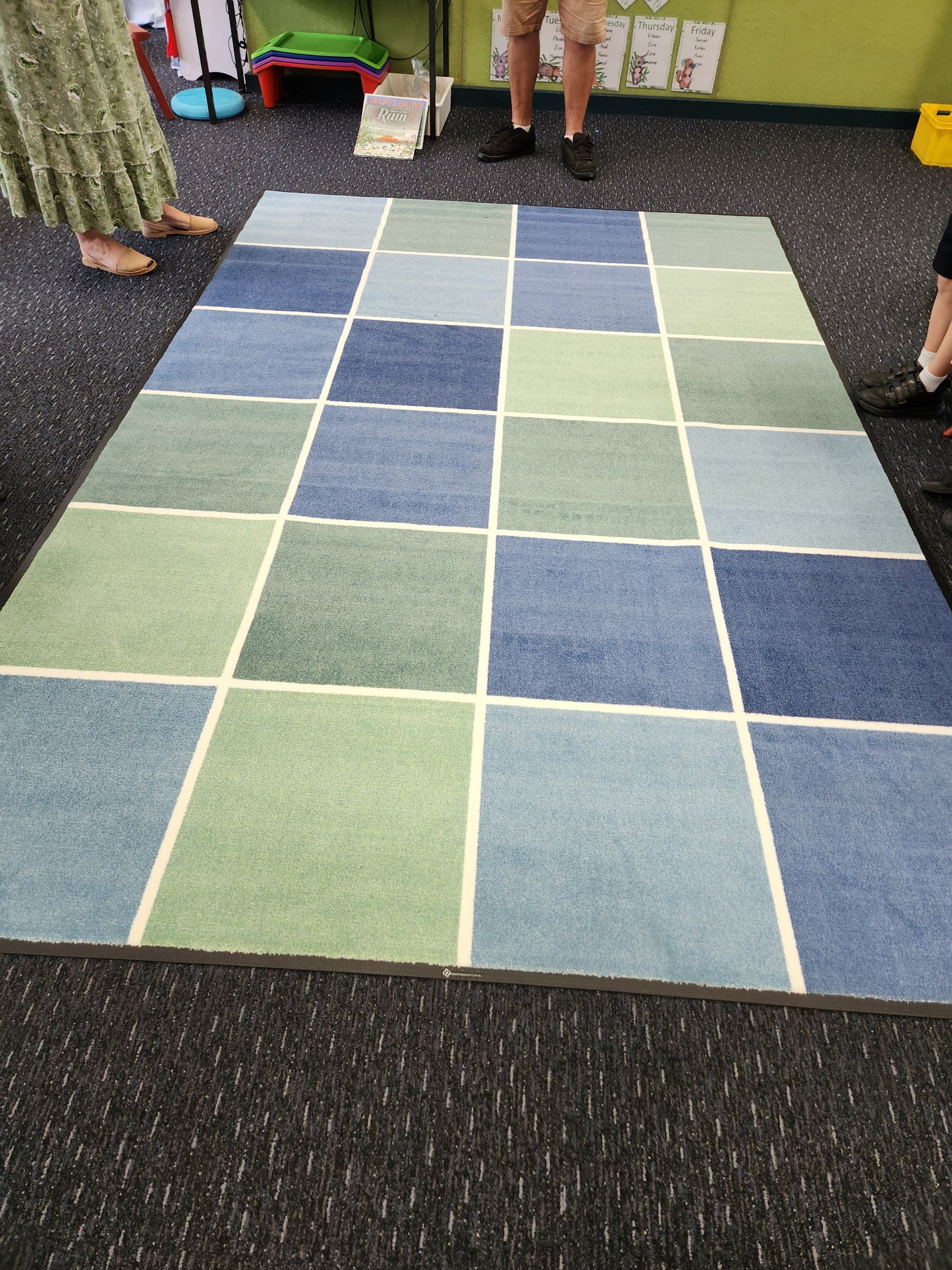 Coloured Square Placement 24 Grid Rug (2m x 3m)